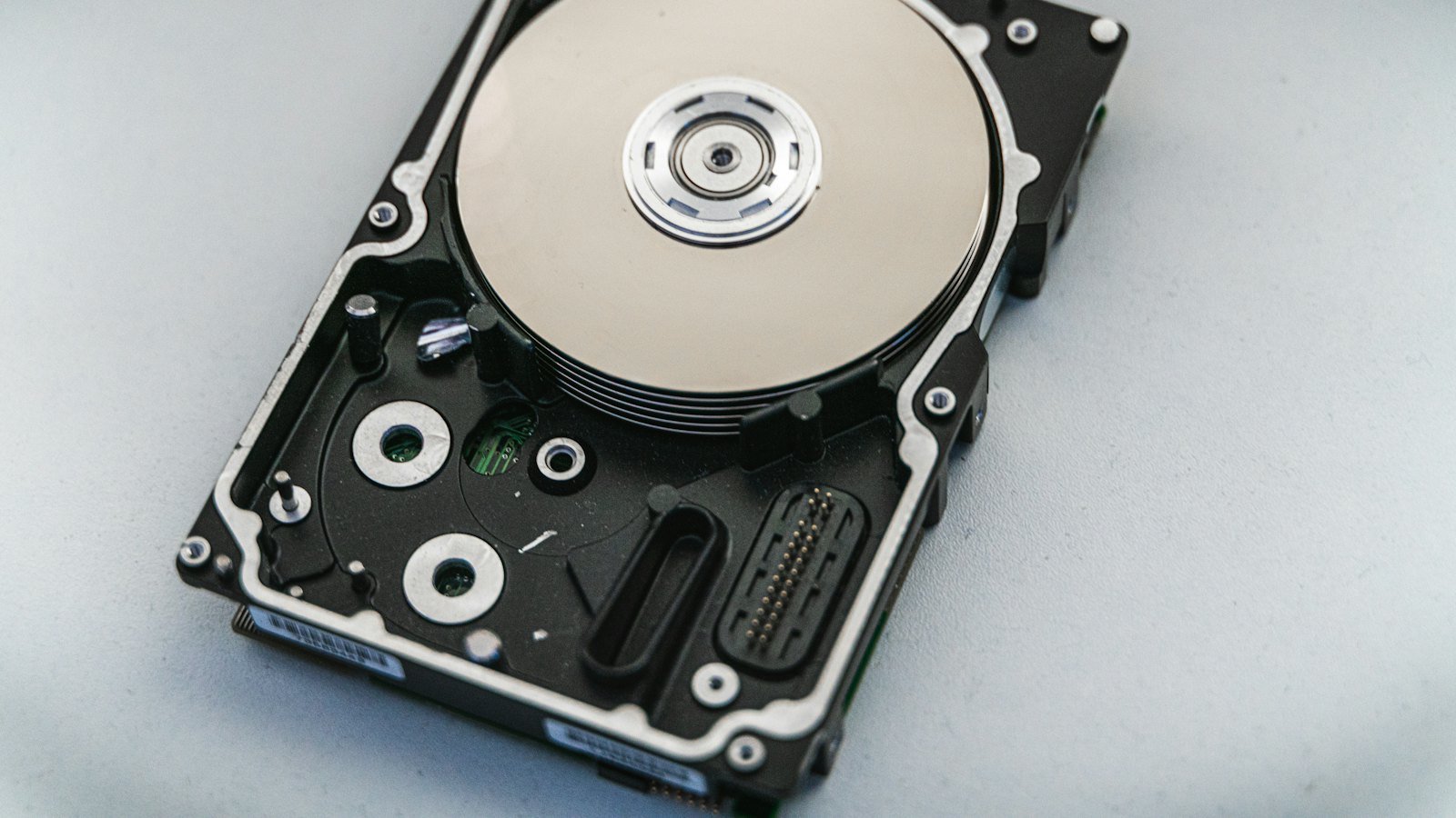 Hard disk furan oo saaran miis cad