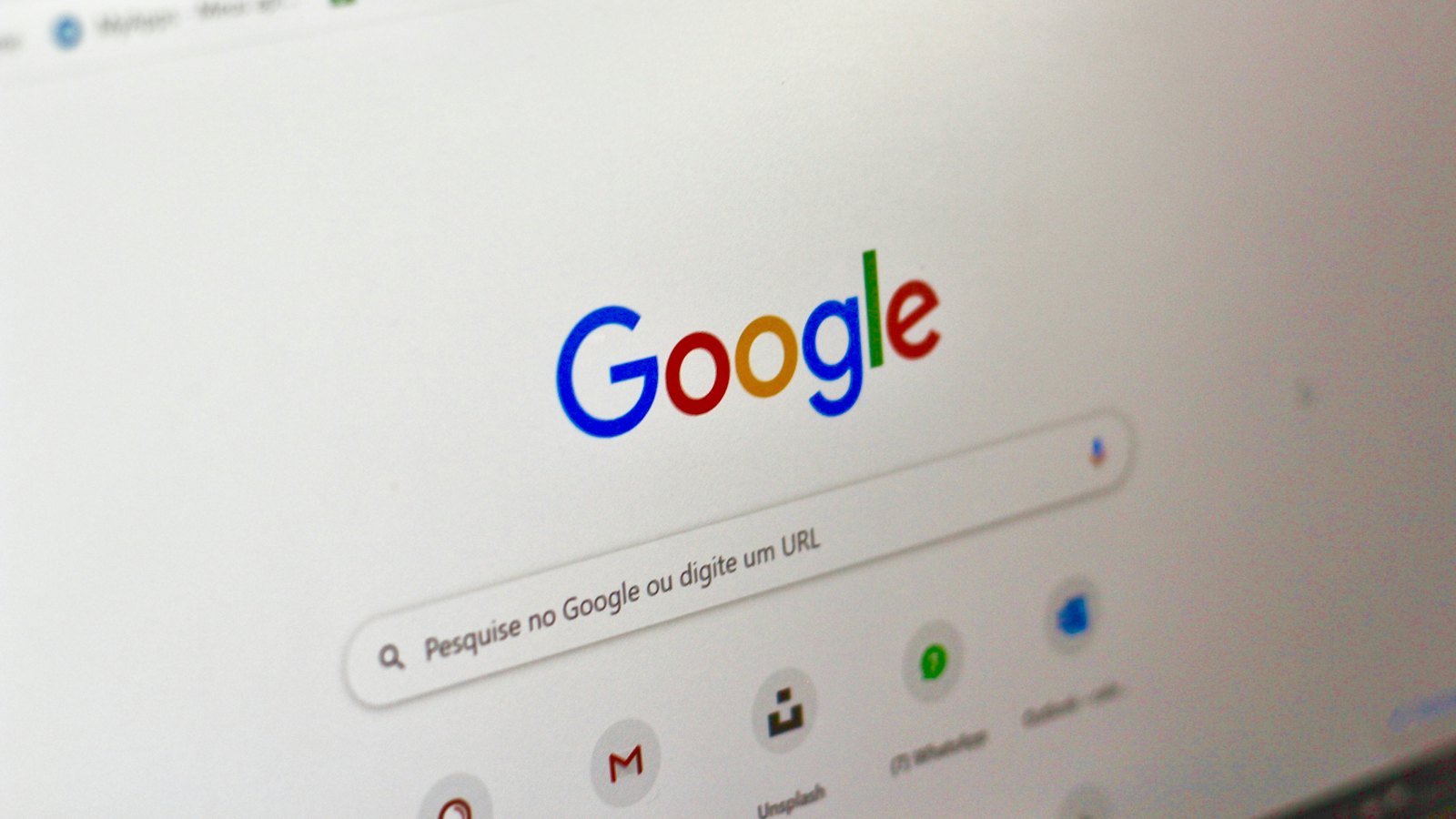 Bogga raadinta Google ee shaashad kombiyuutar